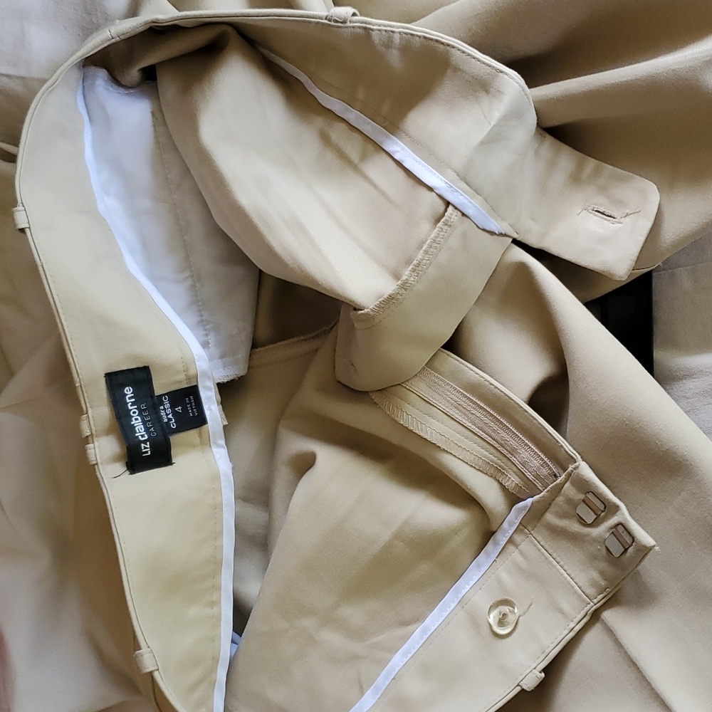 Work/school slacks, sz. 4. - Picture 9 of 9
